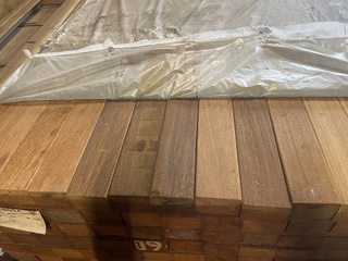 Ca. 98x Angelim Pedra regels , 45x68mm, lengte 155cm